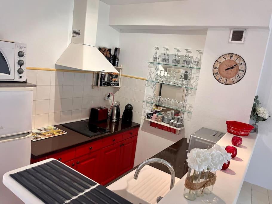 Joli Studio Tout Confort Proche Toutes Commodites Dans Residence Calme LʼÎle-Rousse المظهر الخارجي الصورة